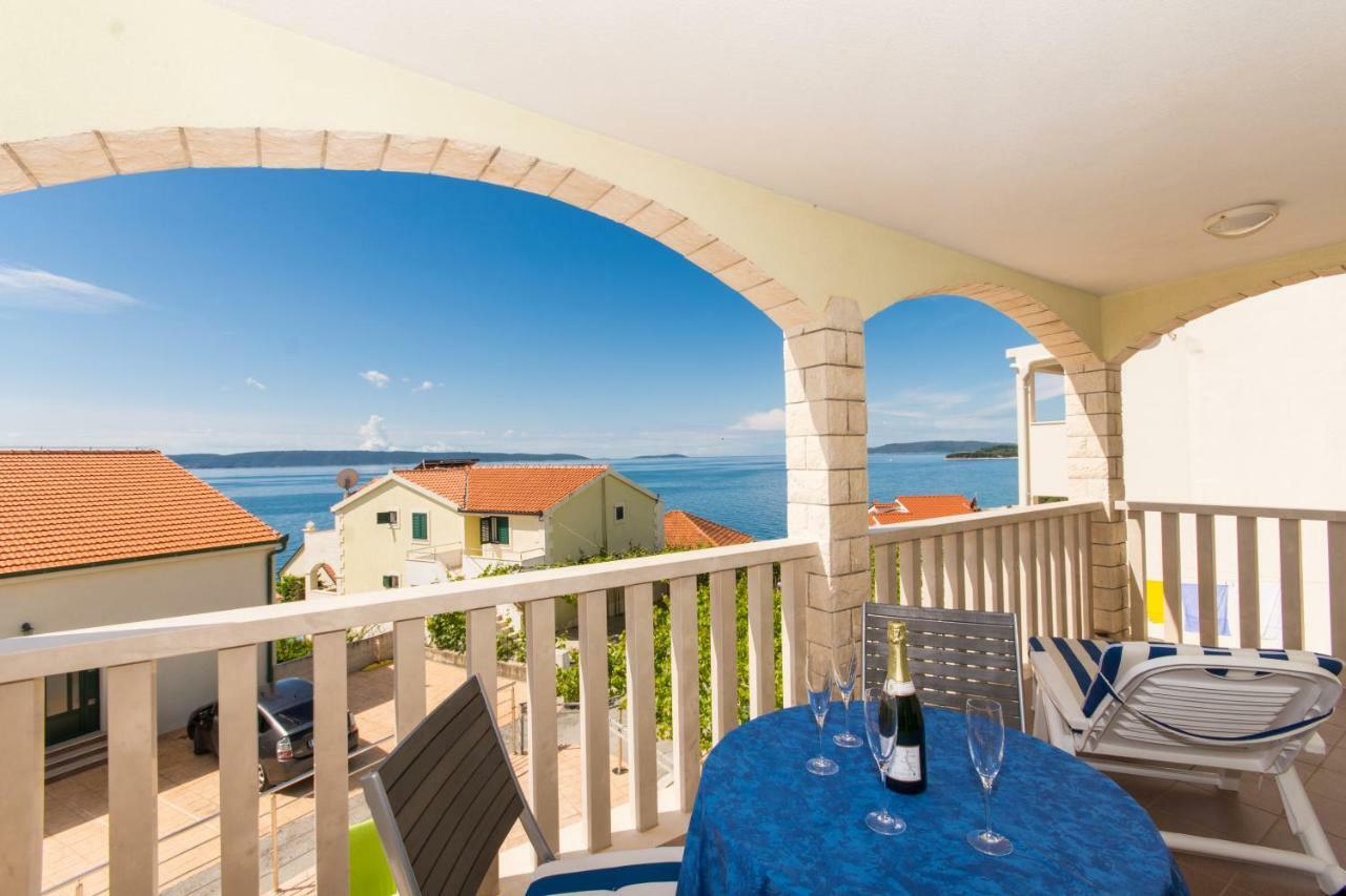 Villa Bubi Trogir Bagian luar foto